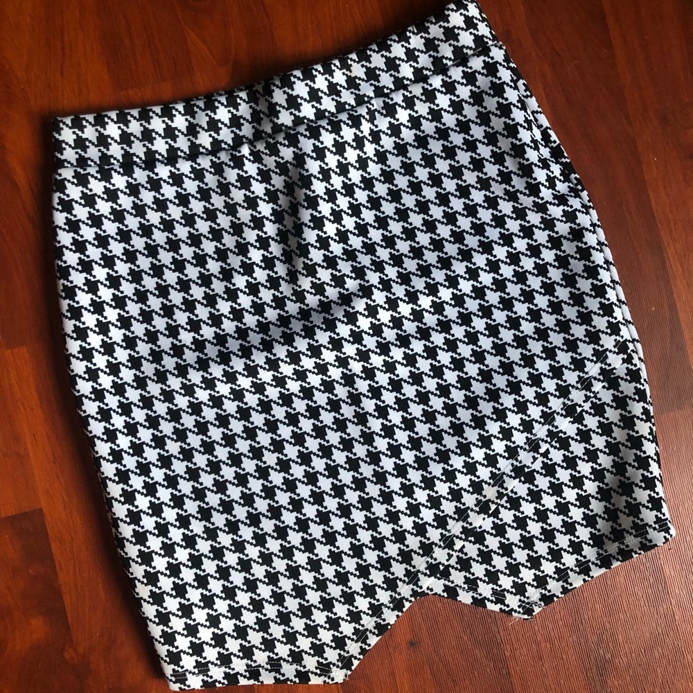 Two Piece Set - Picture 2 of 5